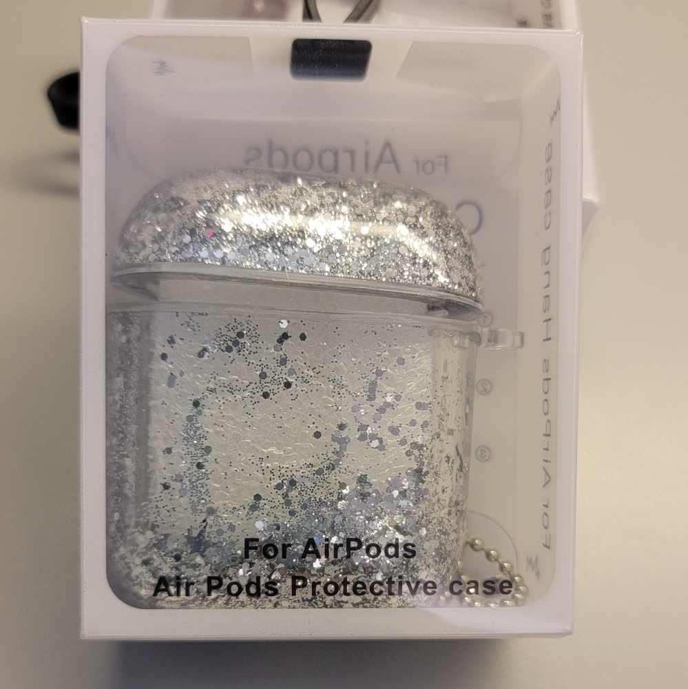 NWOT AirPods Case
